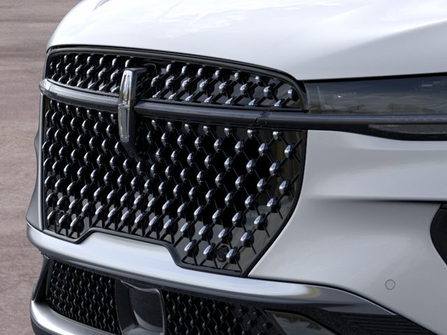 New 2026 Lincoln Nautilus Premier AWD/4WD image 17