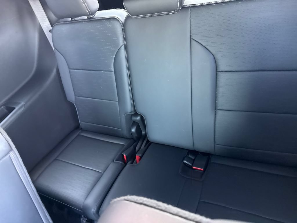 Used 2026 Buick Enclave Sport Touring FWD image 28