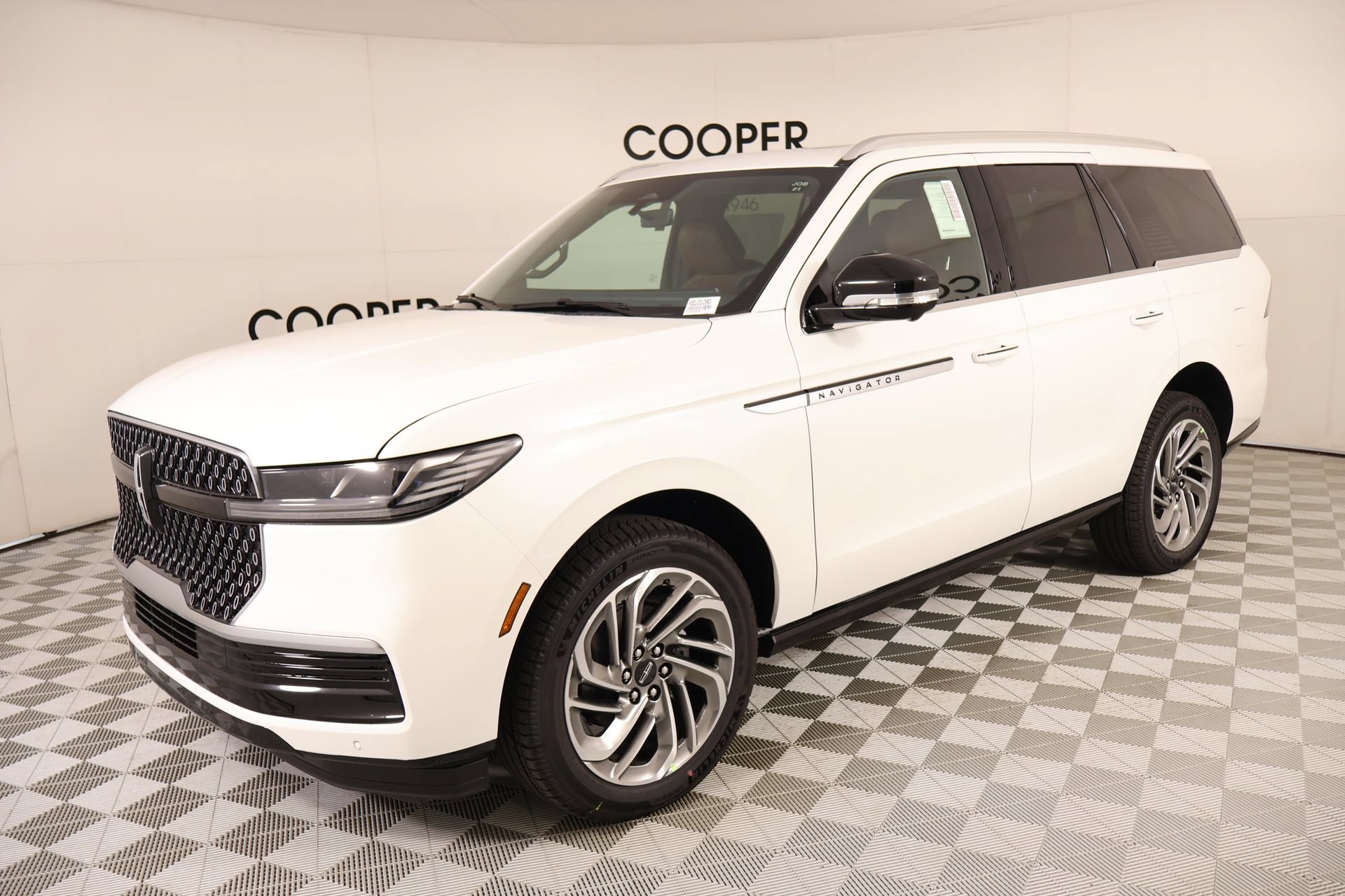 New 2027 Lincoln Navigator Reserve AWD/4WD image 10