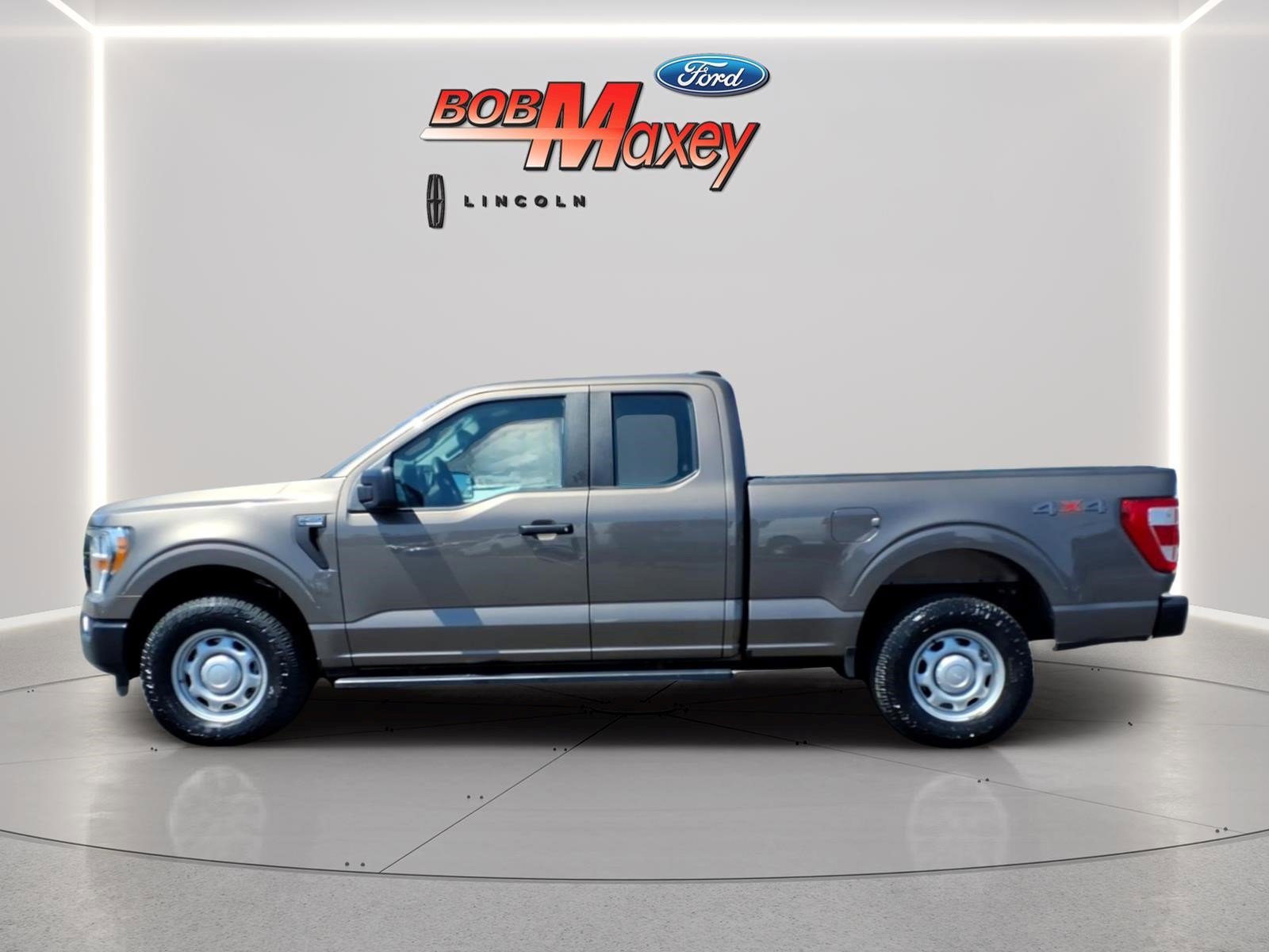Used 2021 Ford F150 XL w/ Equipment Group 101A High AWD/4WD image 4