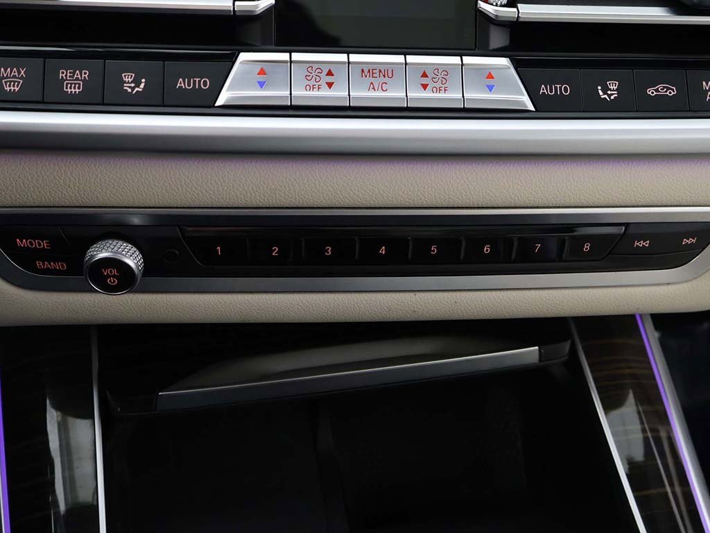 Used 2021 BMW X5 xDrive40i w/ Premium Package 2 image 56