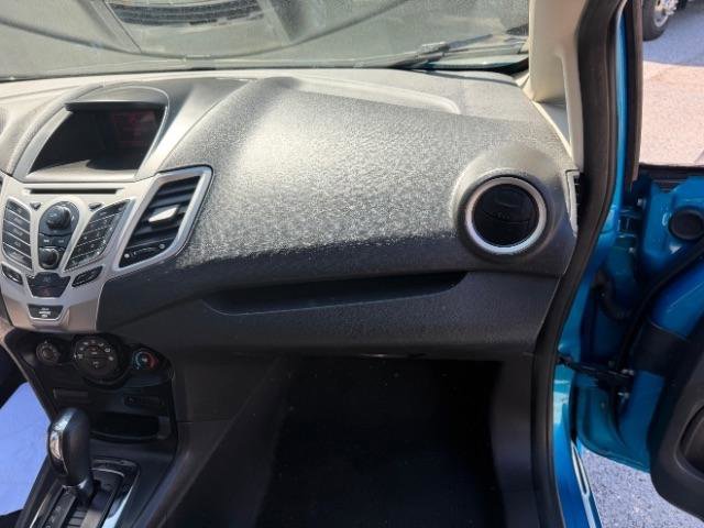 Used 2013 Ford Fiesta SE FWD image 34