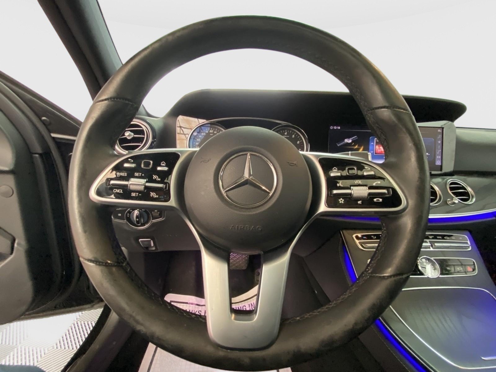 Used 2019 Mercedes-Benz E 450 4MATIC Sedan w/ Premium Package image 26