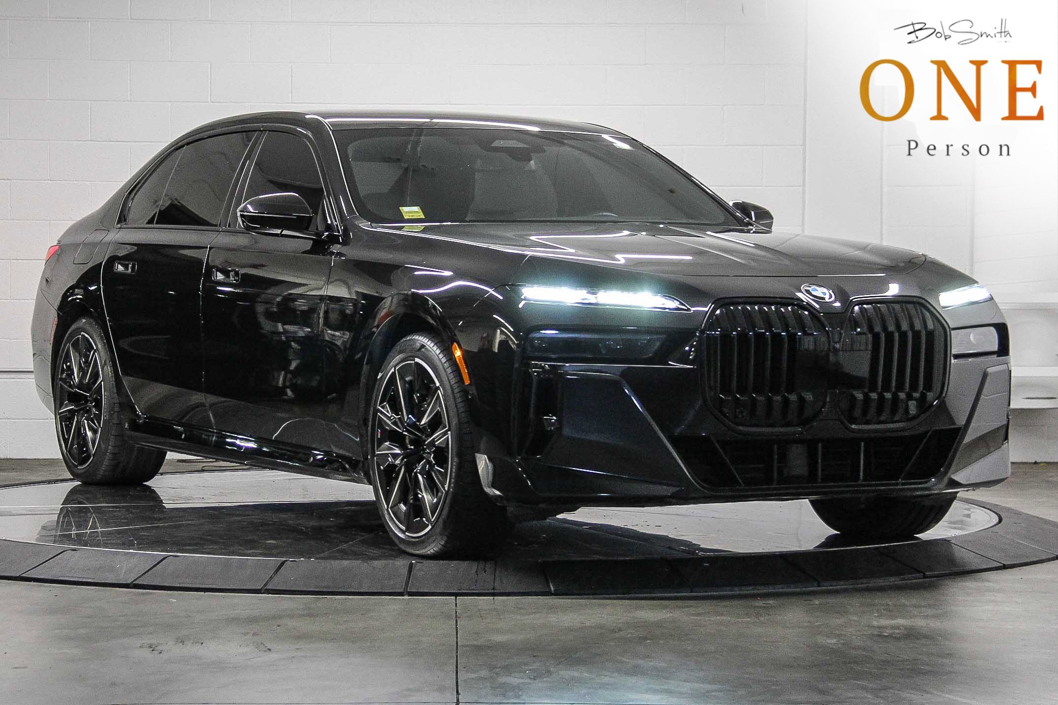 Certified 2024 BMW 760i xDrive w/ Executive Package AWD/4WD image 1