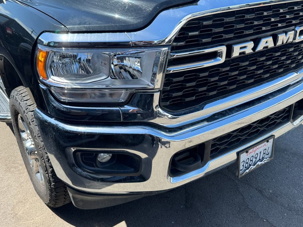 Used 2024 RAM 2500 Big Horn AWD/4WD image 2