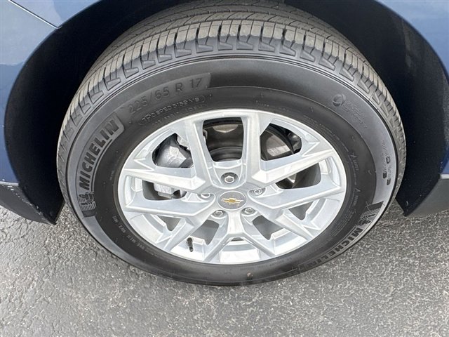 Certified 2024 Chevrolet Equinox LT w/ LPO, Floor Liner Package image 31