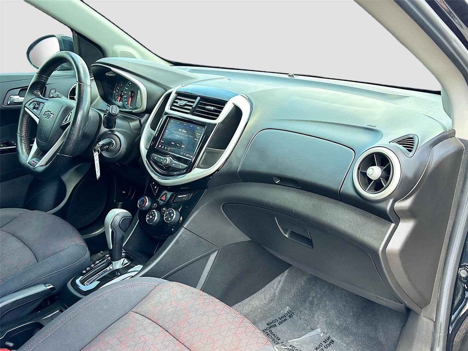 Used 2020 Chevrolet Sonic LT FWD image 26