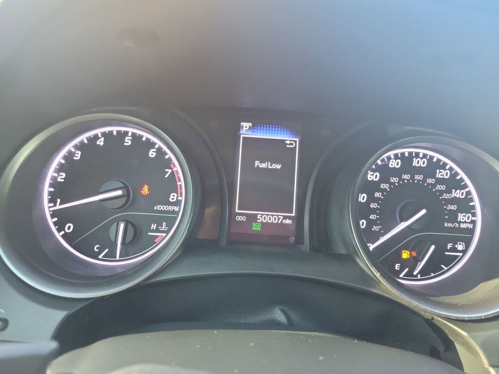 Certified 2022 Toyota Camry SE image 28