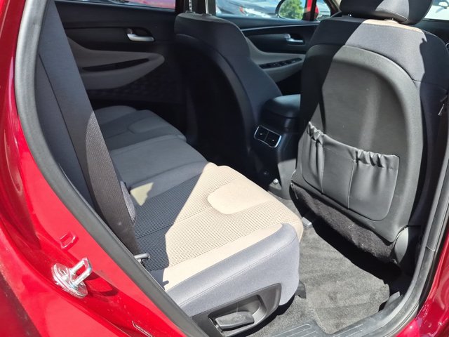 Used 2021 Hyundai Santa Fe SEL FWD image 18