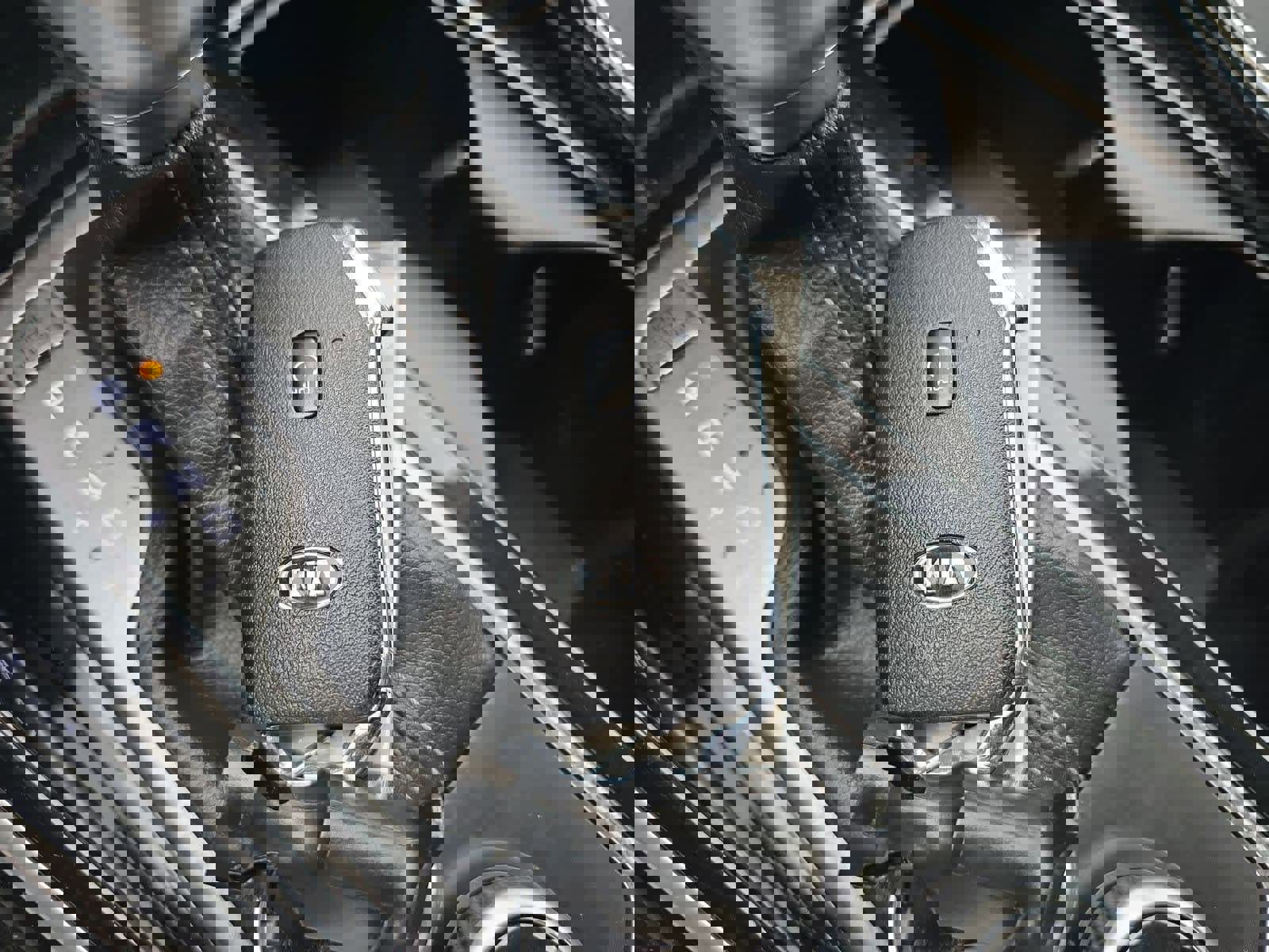 Used 2021 Kia Sorento SX image 36