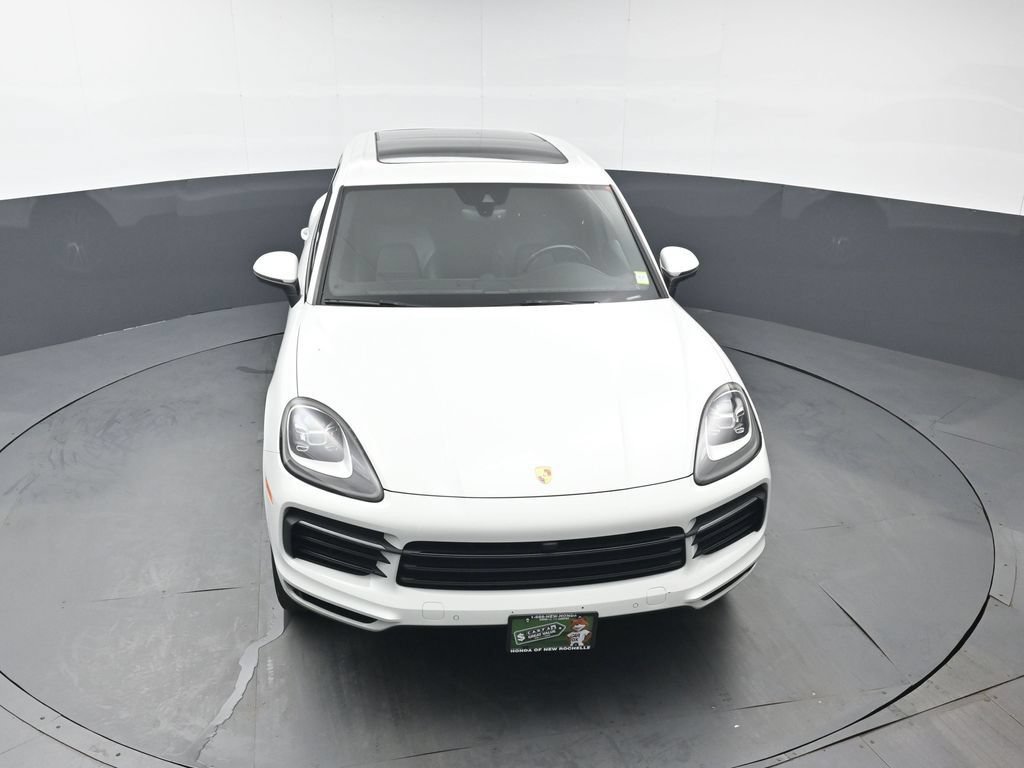 Used 2022 Porsche Cayenne AWD/4WD image 50