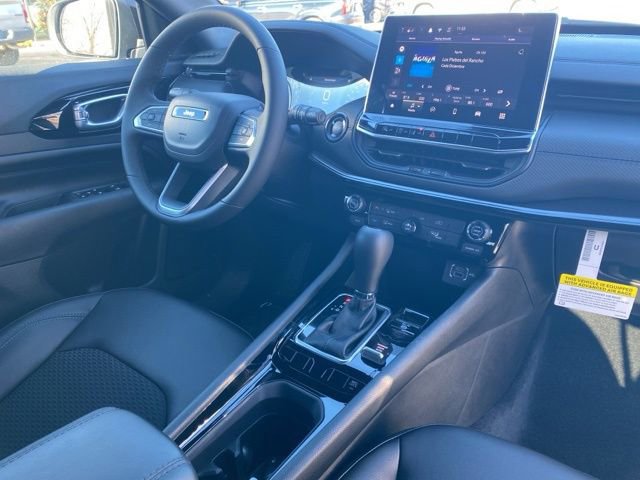New 2026 Jeep Compass Altitude image 6