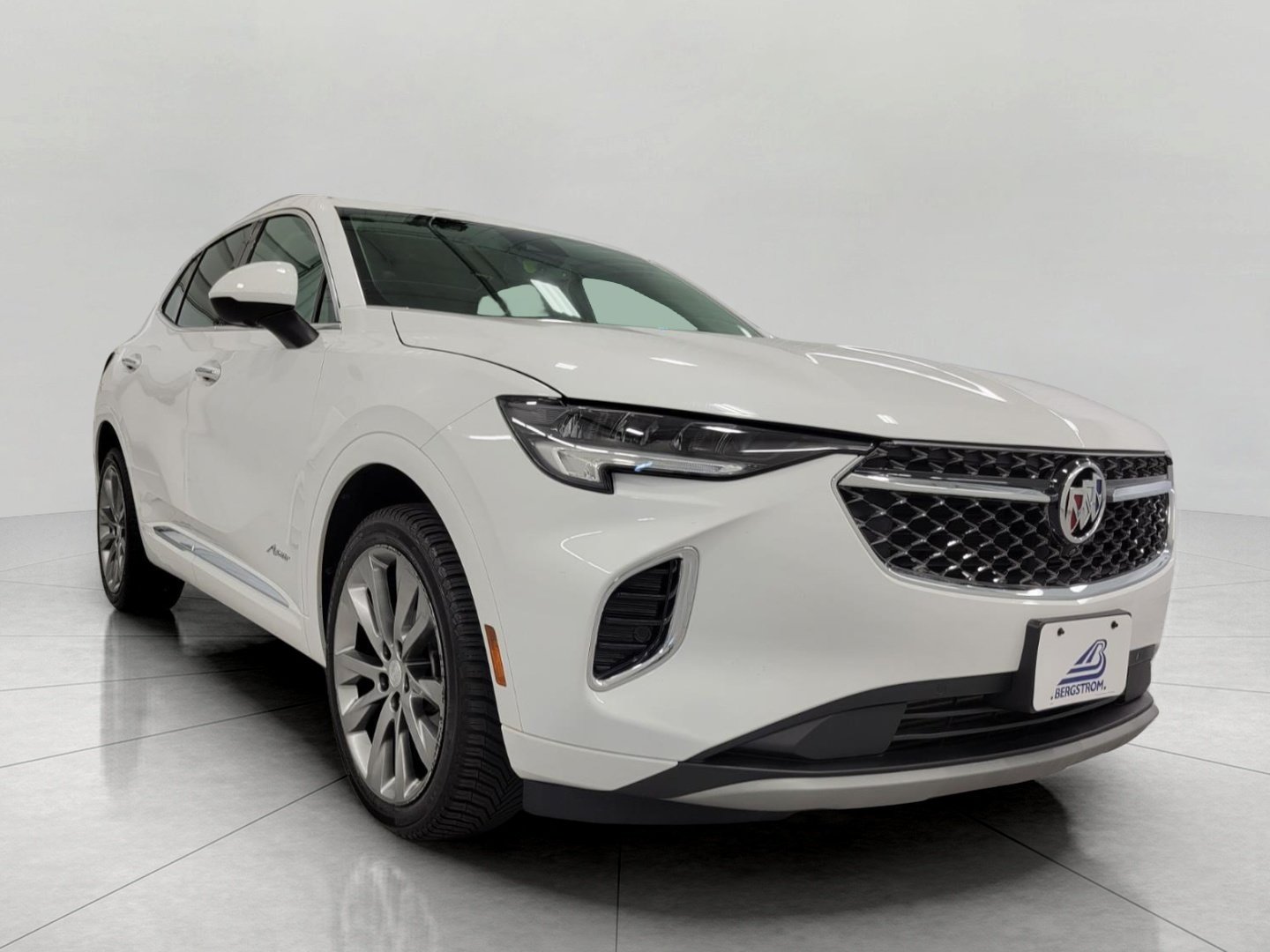 Used 2021 Buick Envision Avenir AWD/4WD image 1