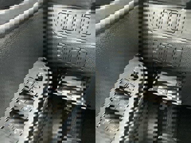 Used 2014 Toyota Highlander Plus image 22