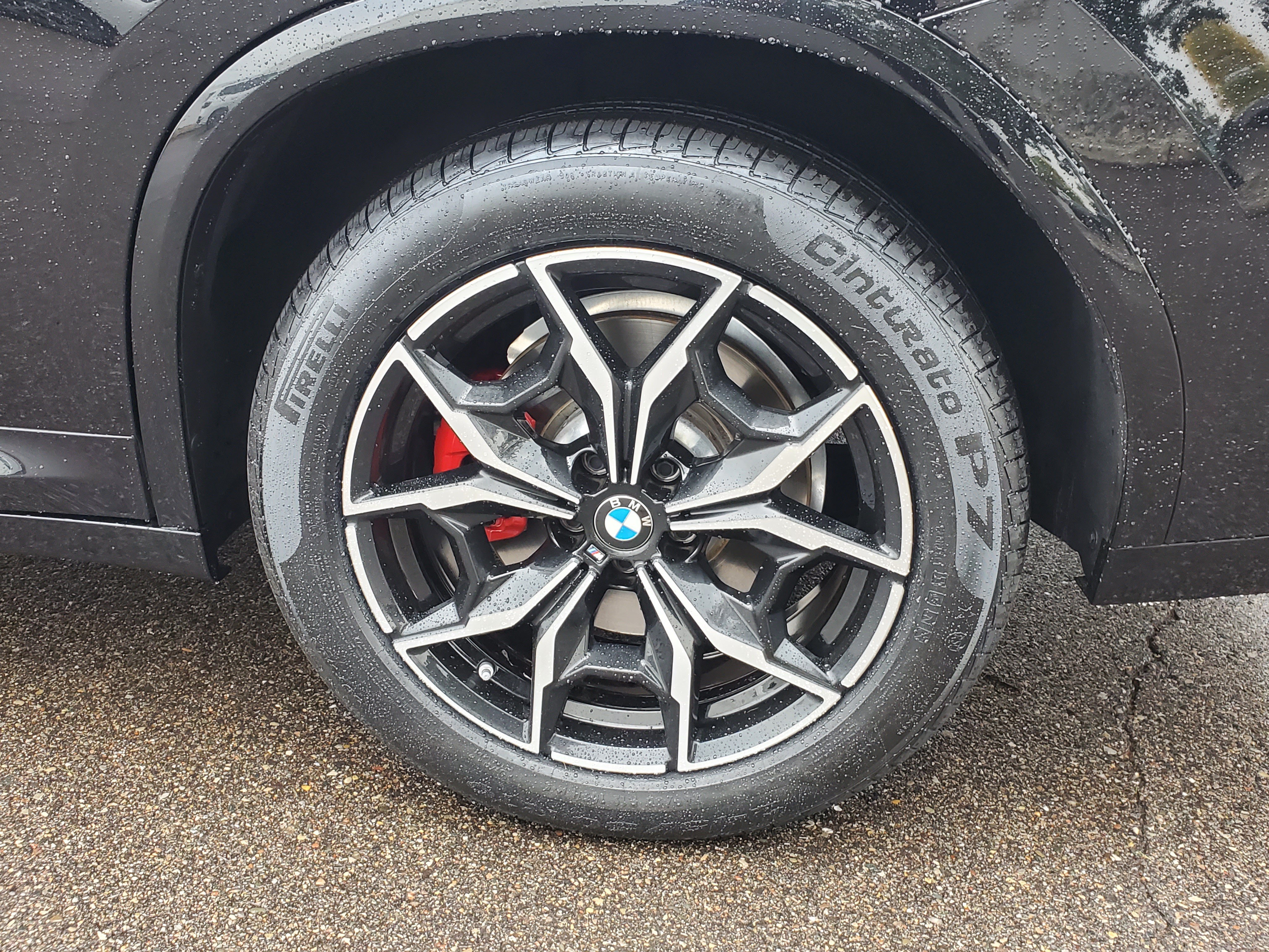 Certified 2025 BMW X4 M40i w/ Premium Package AWD/4WD image 38