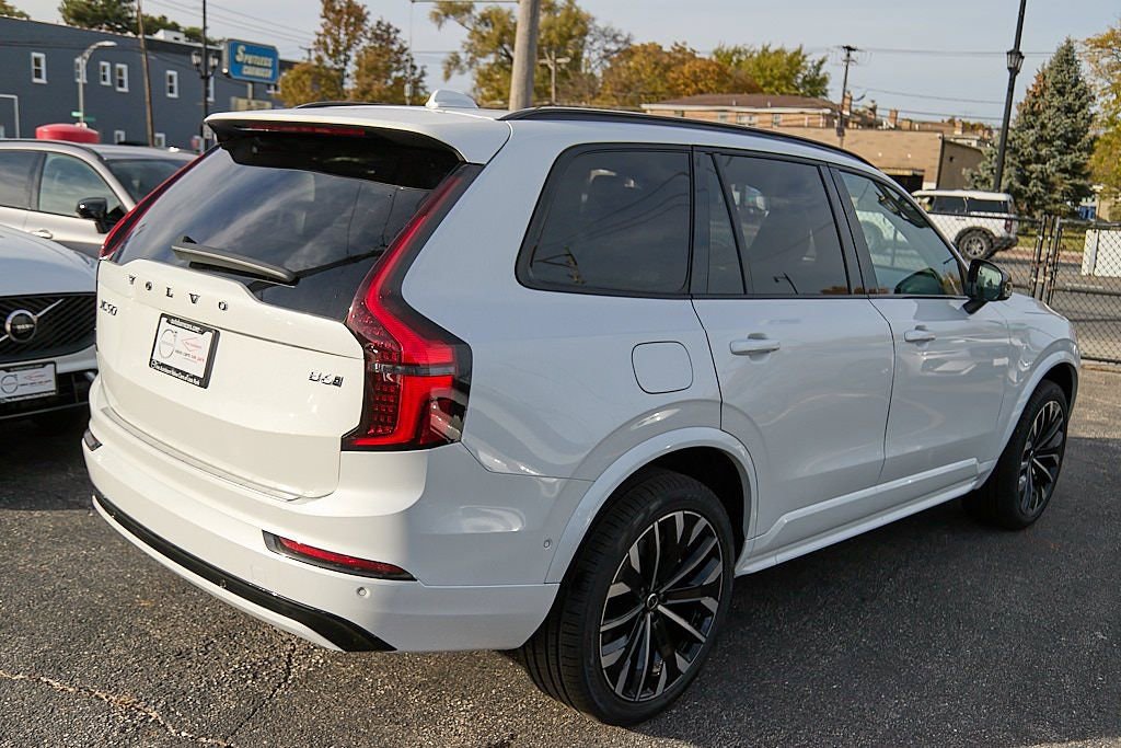 New 2026 Volvo XC90 B6 Ultra w/ Lounge Package image 9