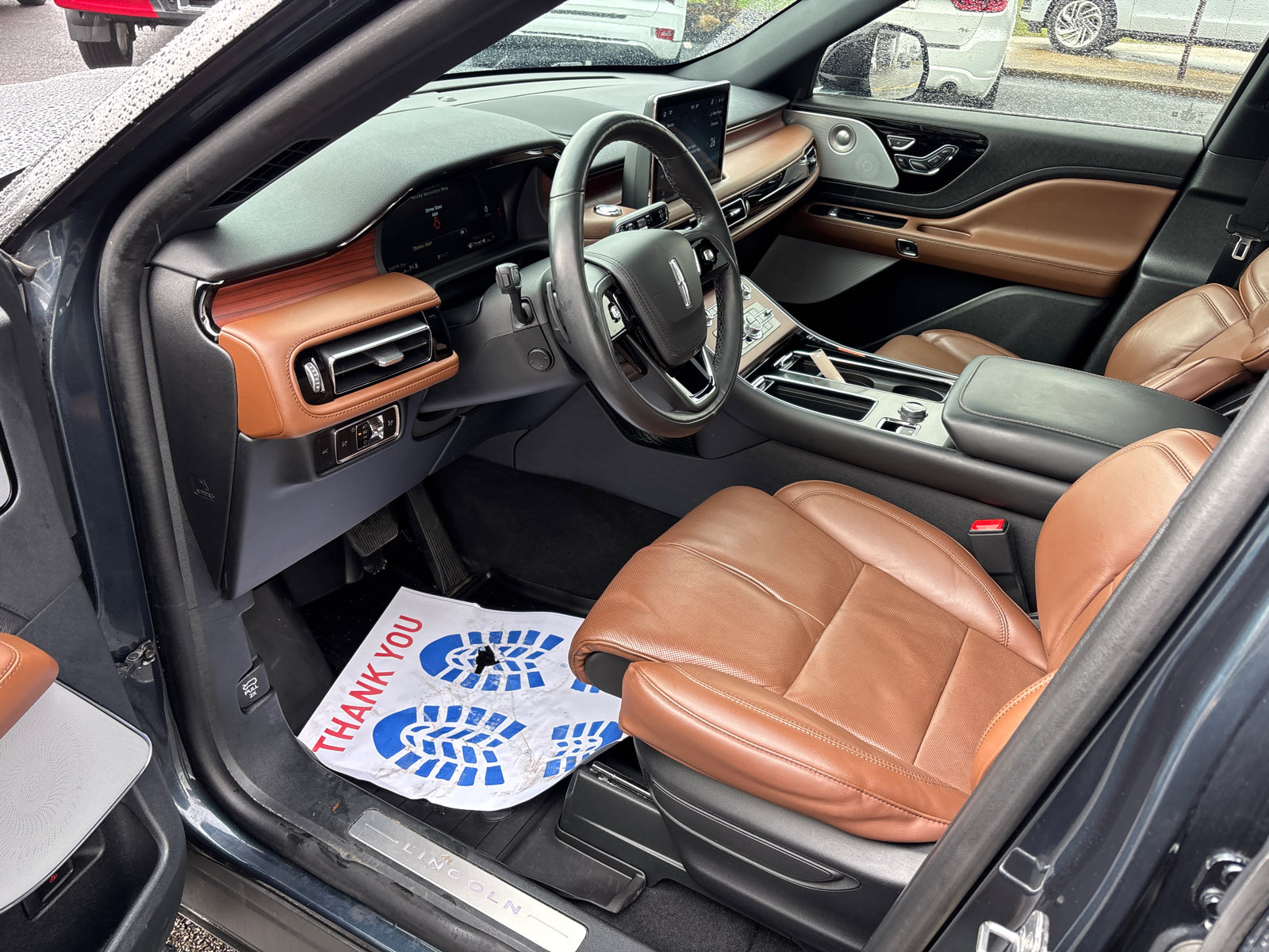 Certified 2023 Lincoln Aviator Reserve w/ Equipment Group 201A image 24