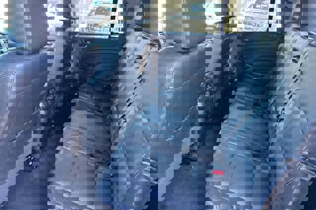 Used 2020 GMC Yukon SLT w/ Open Road Package image 14