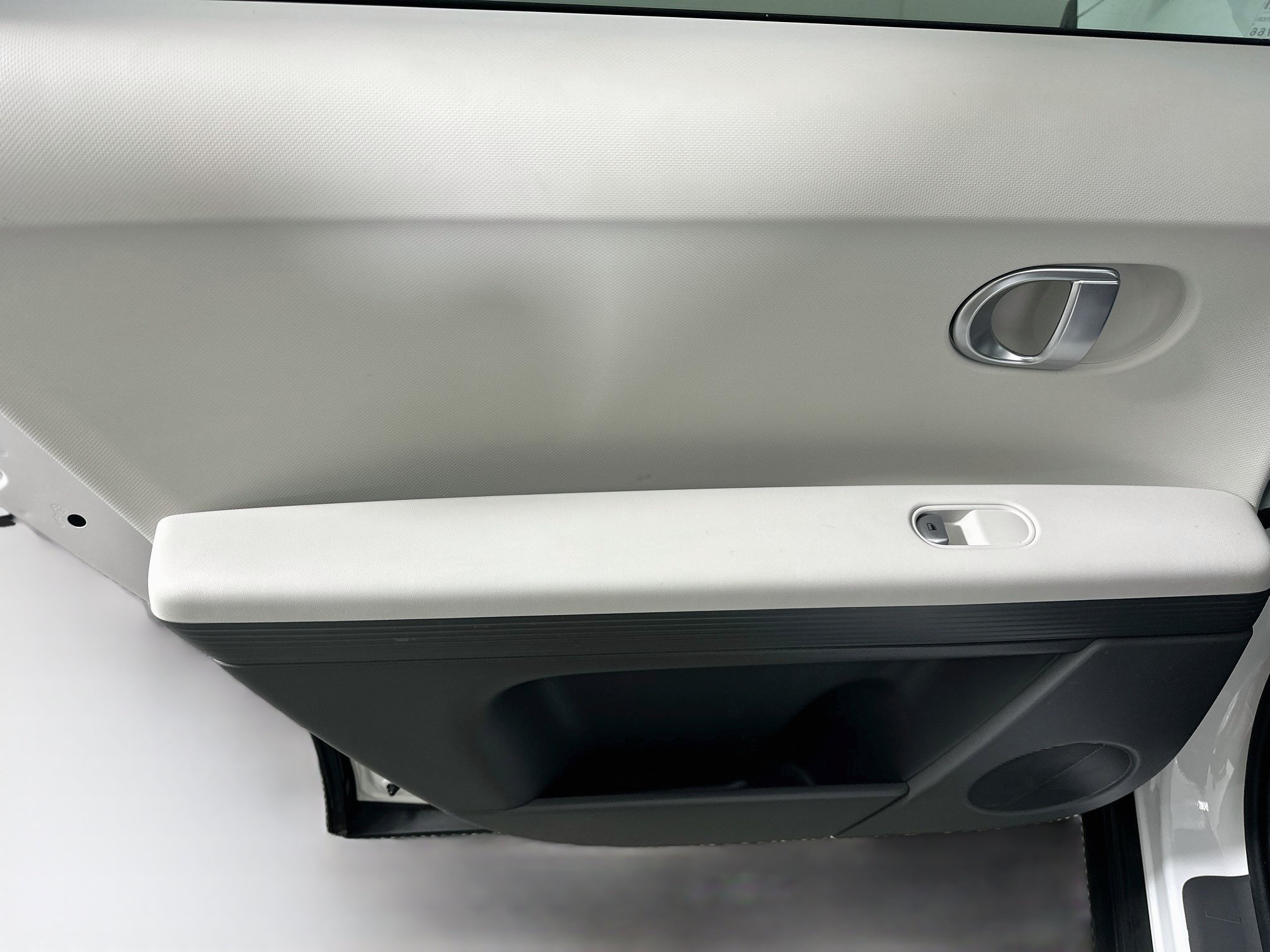 Used 2024 Hyundai Ioniq 5 SEL RWD image 25