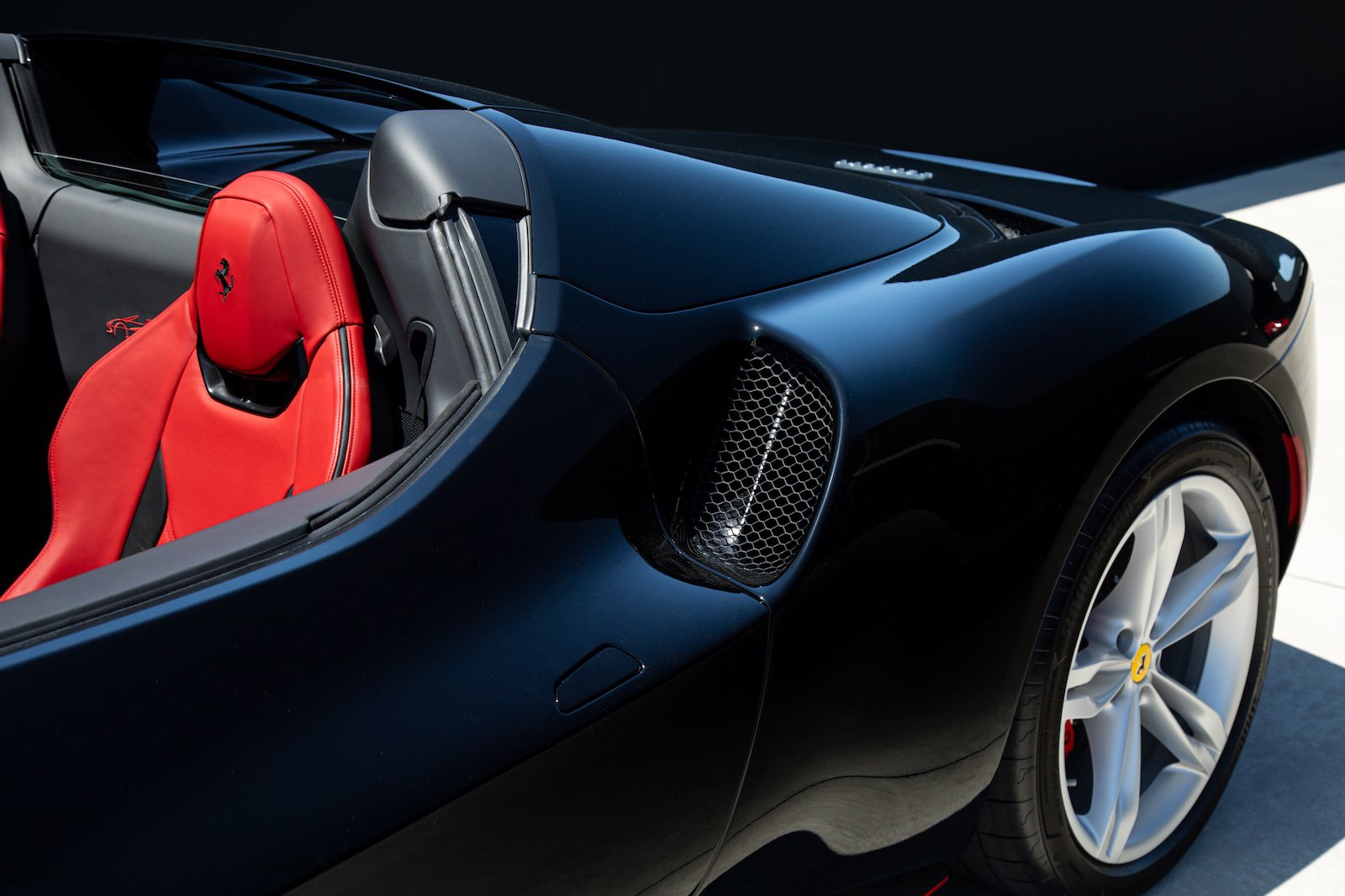 Certified 2025 Ferrari 296 GTS RWD image 9