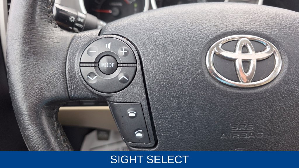 Used 2013 Toyota Sequoia SR5 AWD/4WD image 29