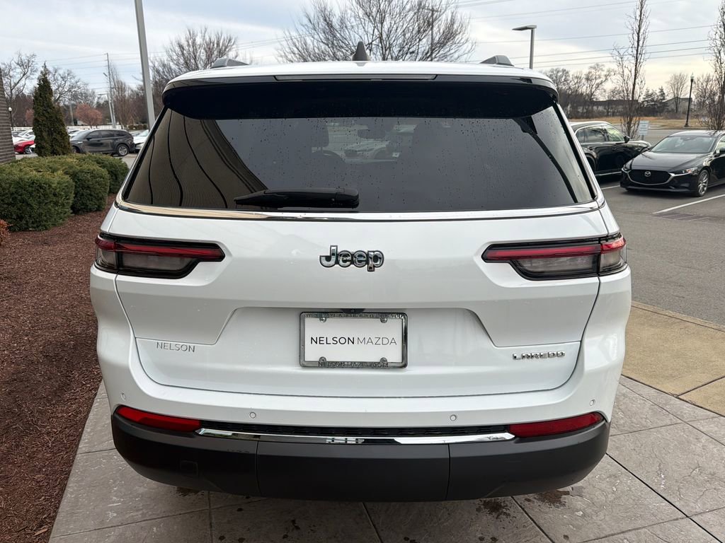 Used 2023 Jeep Grand Cherokee L Laredo image 4
