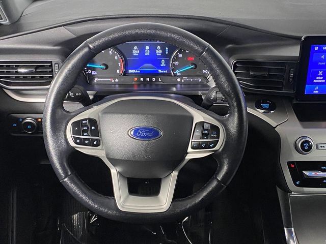 Used 2022 Ford Explorer XLT w/ Equipment Group 202A image 17