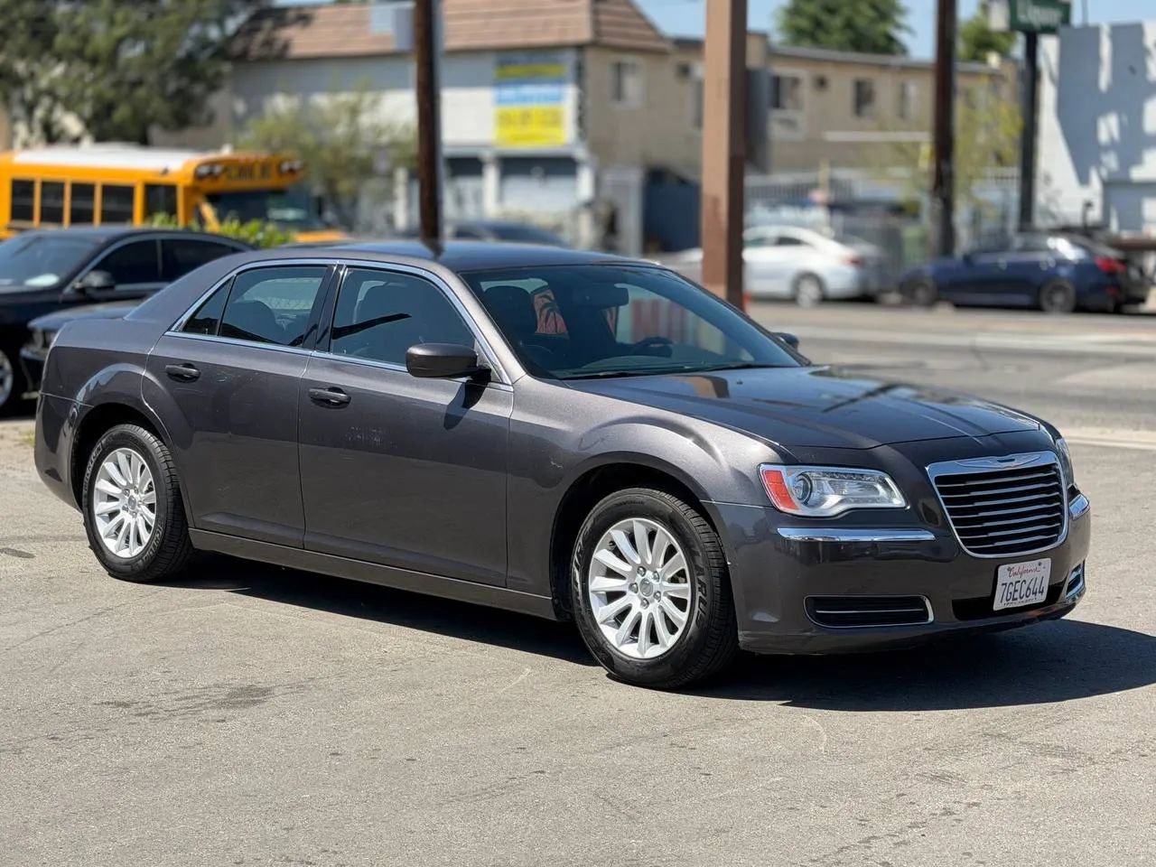 Used 2014 Chrysler 300 Limited RWD image 22