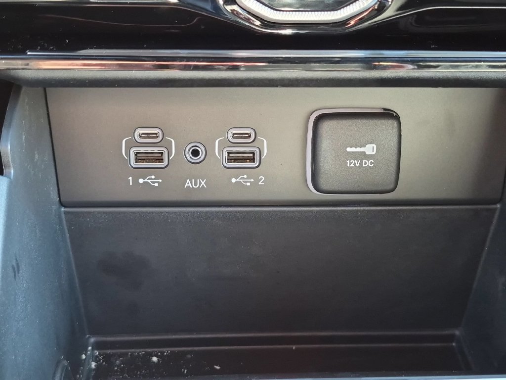 New 2026 Jeep Grand Cherokee Limited w/ Limited Altitude Package AWD/4WD image 26