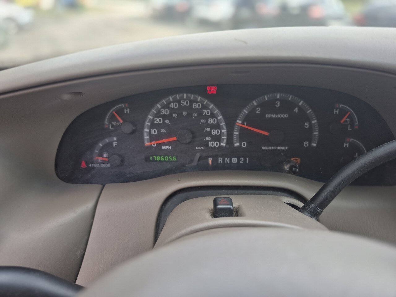 Used 2002 Ford F150 XLT RWD image 16
