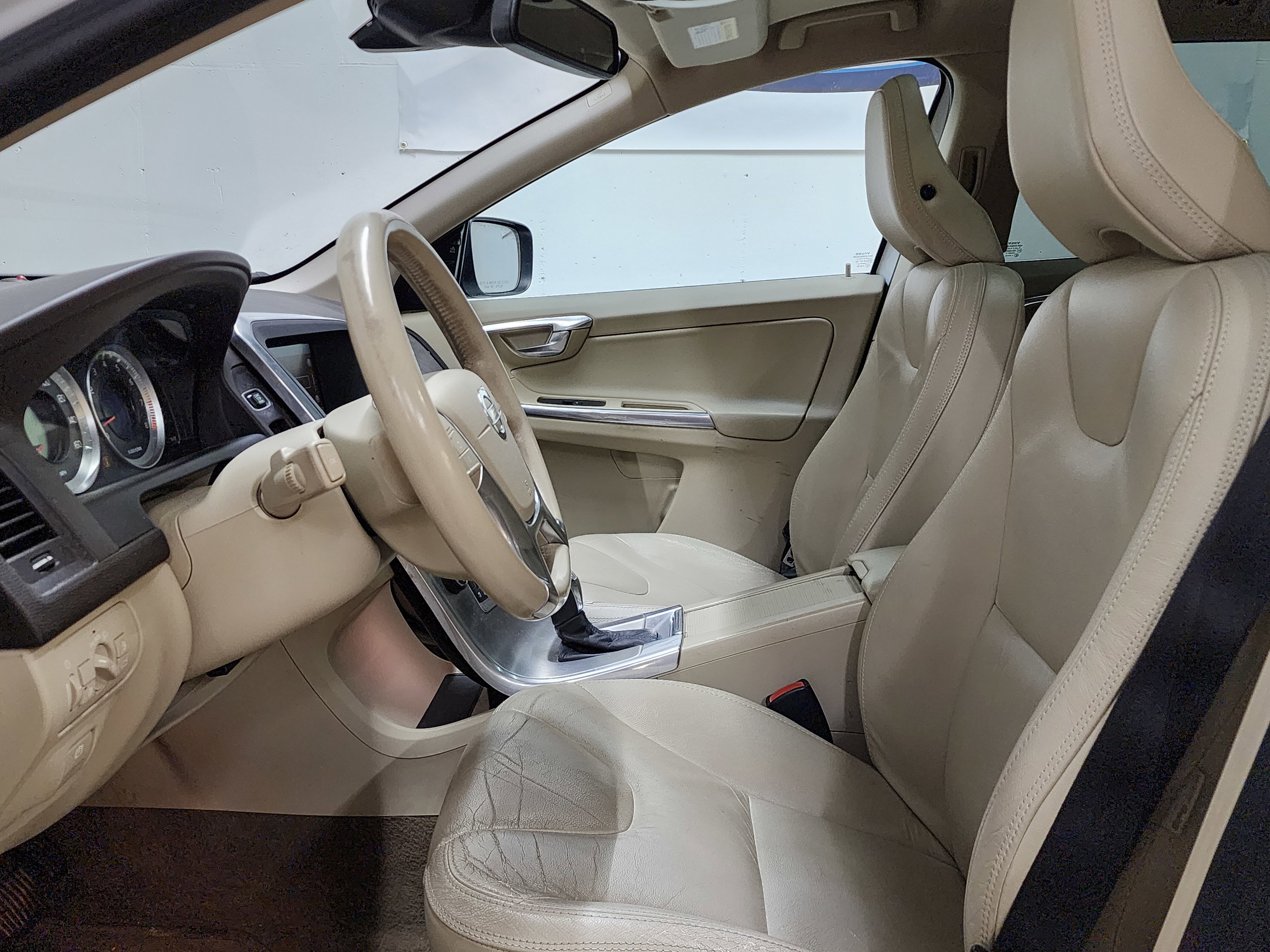 Used 2013 Volvo XC60 T6 image 14