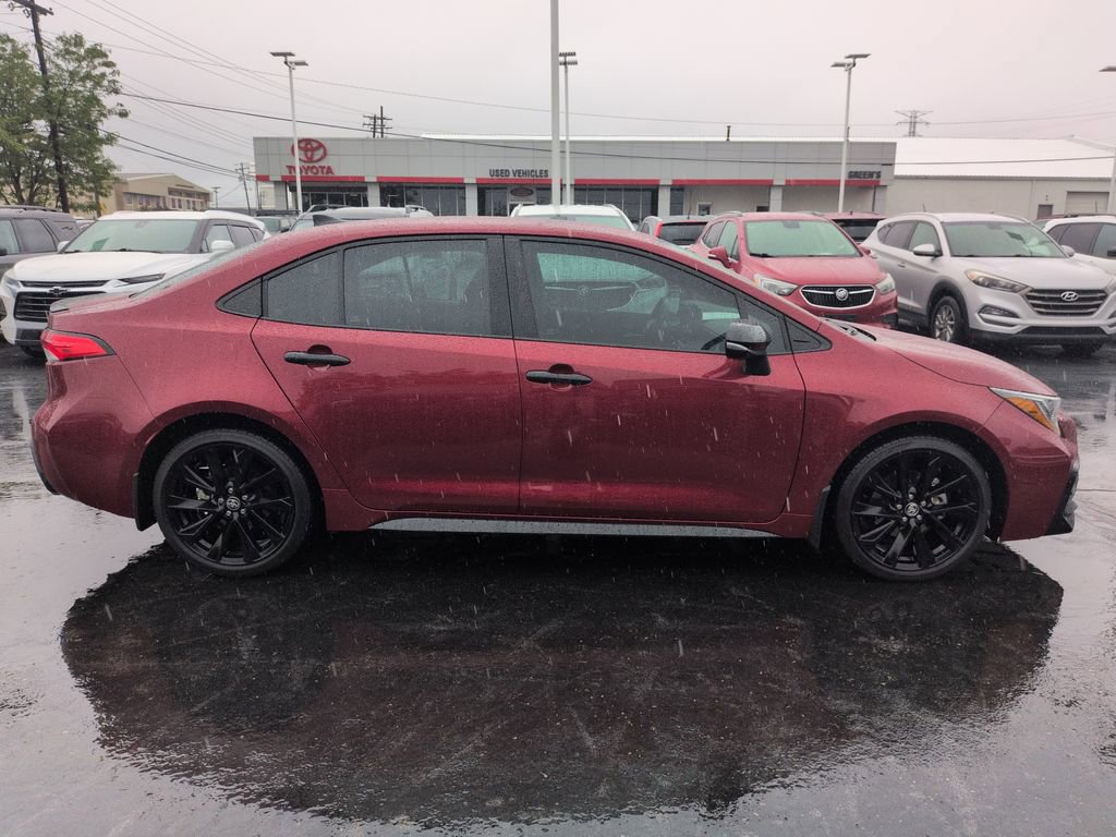 Used 2022 Toyota Corolla SE FWD image 6
