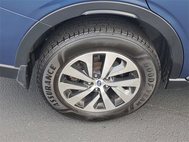 Used 2022 Subaru Outback Premium image 5