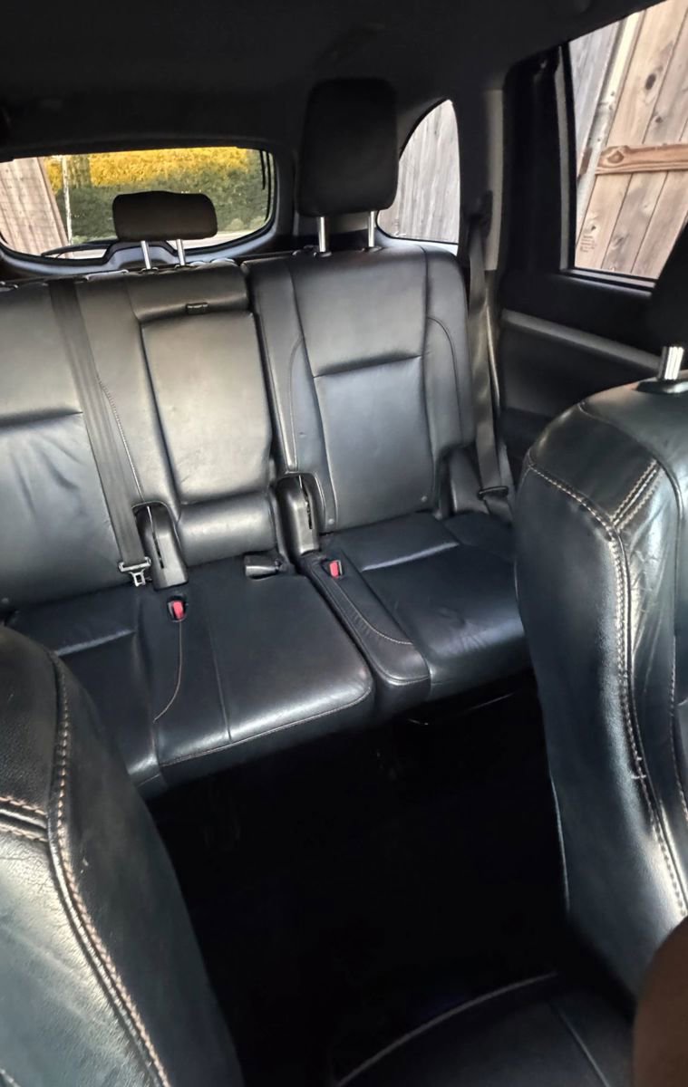 Used 2014 Toyota Highlander XLE image 11