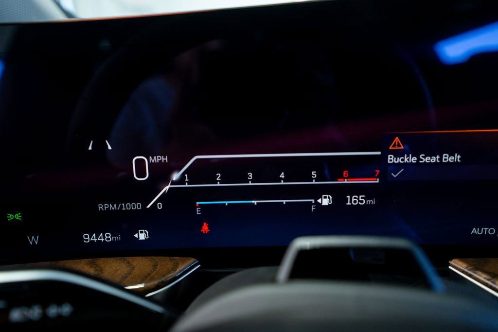 Used 2026 Cadillac Escalade ESV Platinum Sport w/ LPO, ONYX Package image 34