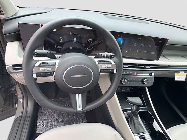 New 2026 Hyundai Tucson SE FWD image 11