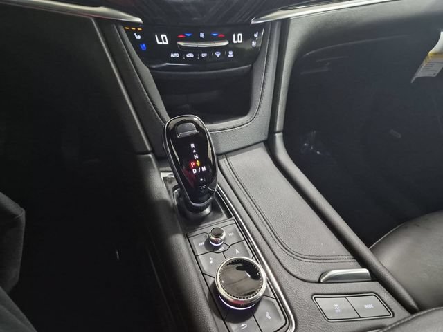 Certified 2025 Cadillac XT6 Premium Luxury w/ LPO, Floor Liner Package AWD/4WD image 24