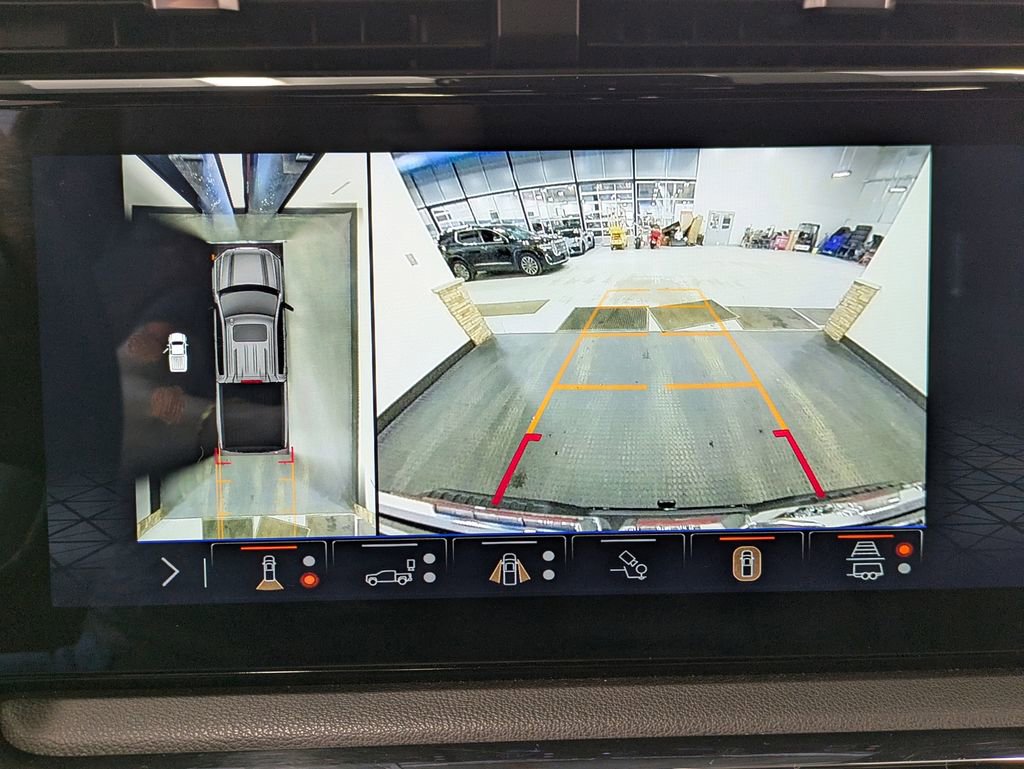 Used 2024 GMC Sierra 1500 AT4 w/ Technology Package image 14