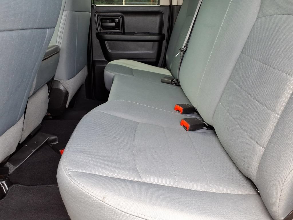 Used 2019 RAM 1500 Express w/ Express Value Package AWD/4WD image 14