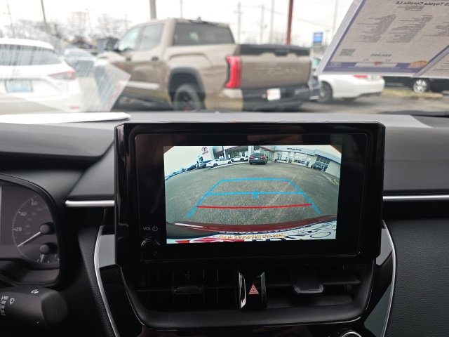 Used 2025 Toyota Corolla LE image 18