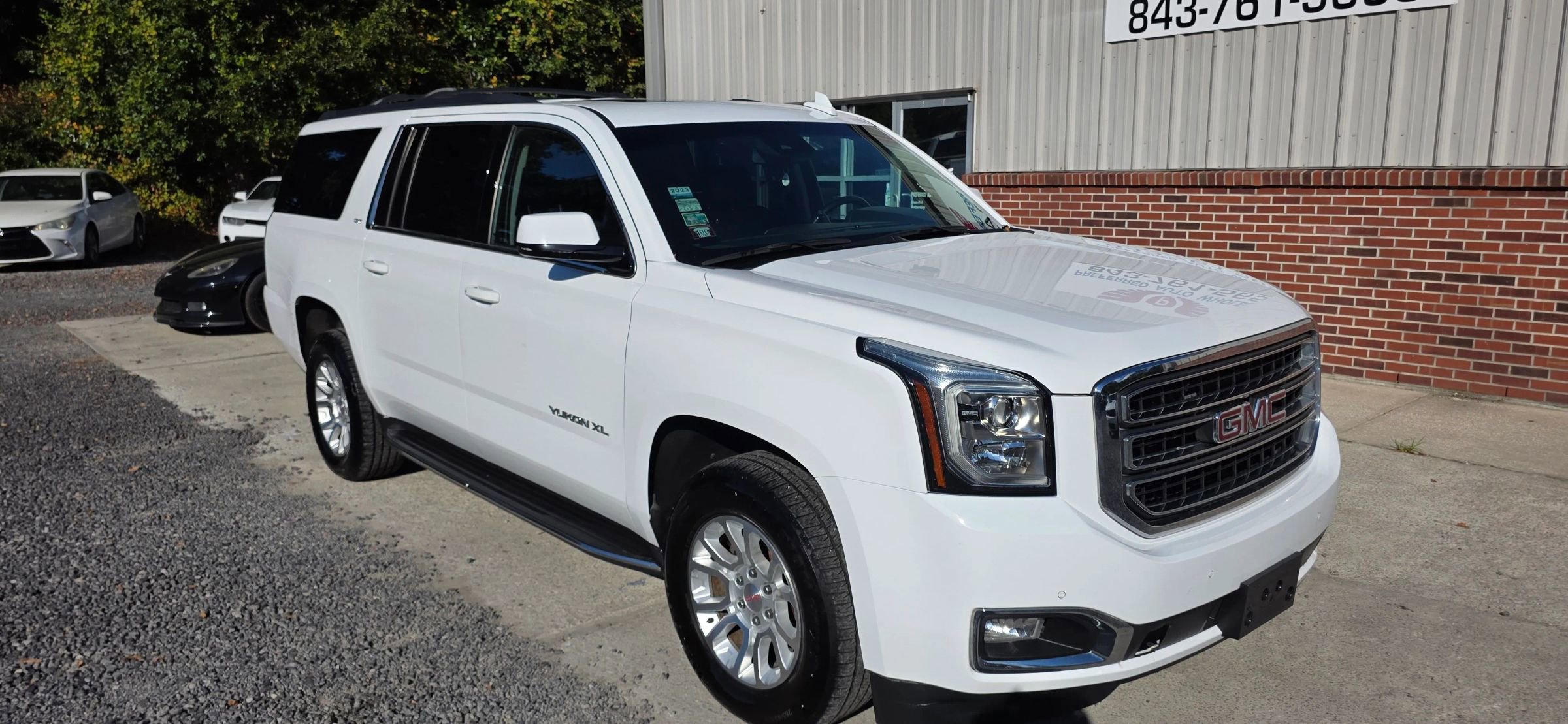Used 2018 GMC Yukon XL SLT w/ Open Road Package image 2