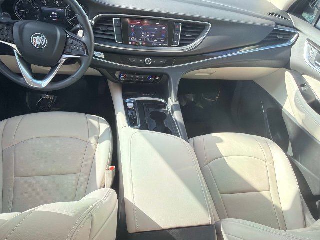 Used 2023 Buick Enclave Essence FWD image 14