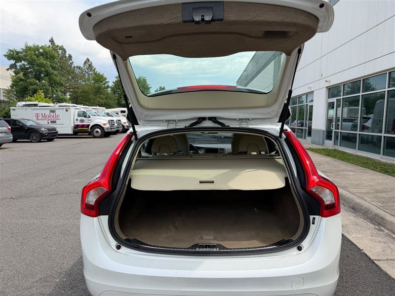 Used 2015 Volvo V60 T5 Premier FWD image 40