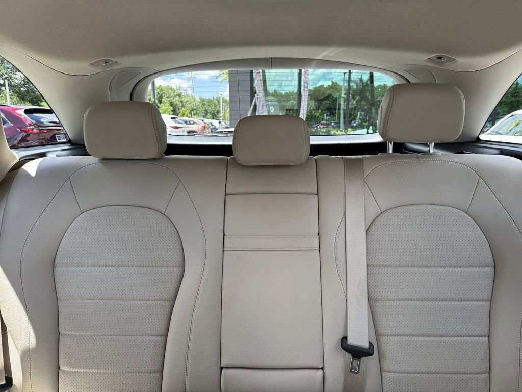Used 2021 Mercedes-Benz GLC 300 image 18