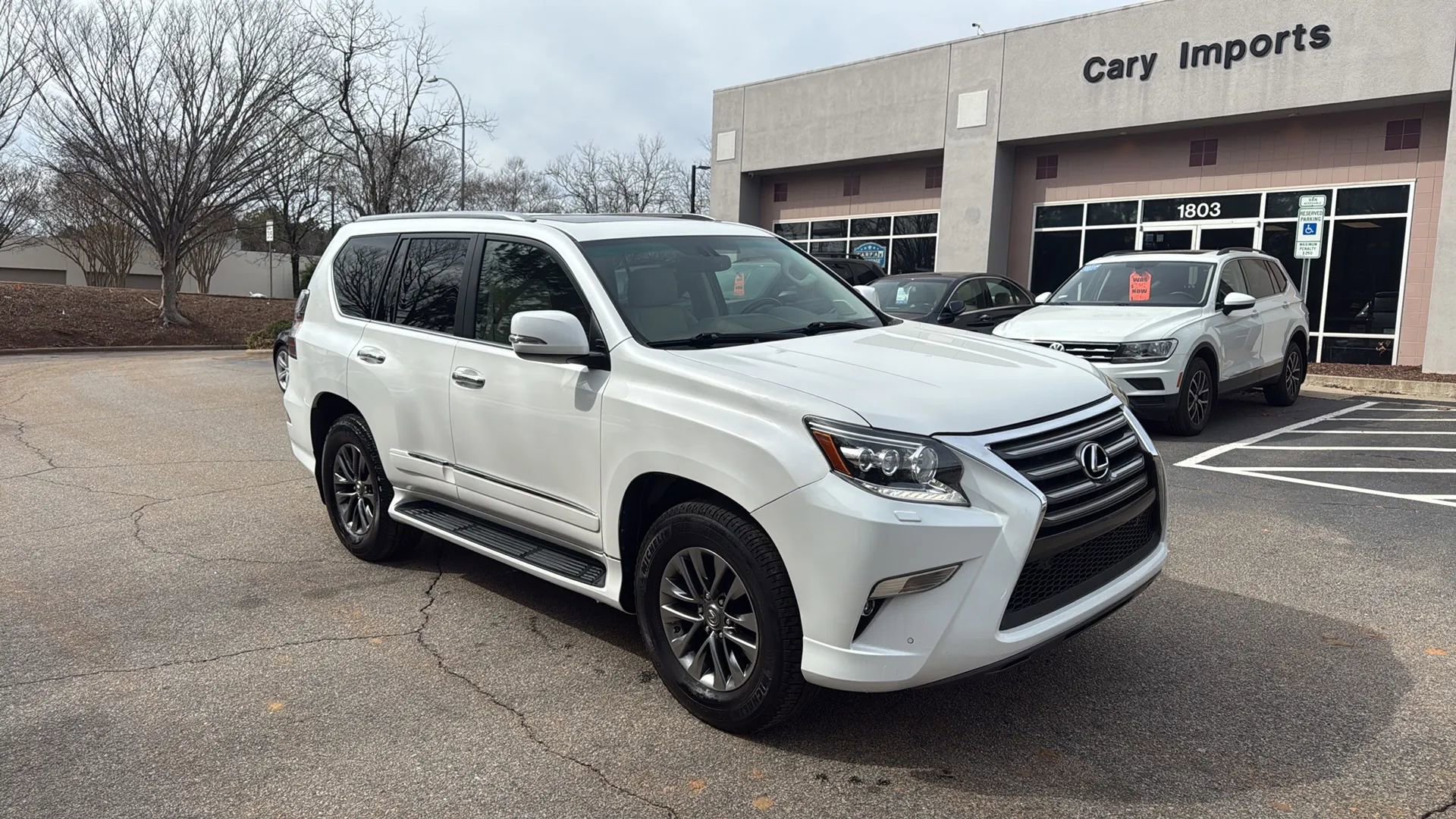 Used 2015 Lexus GX 460 Luxury image 3