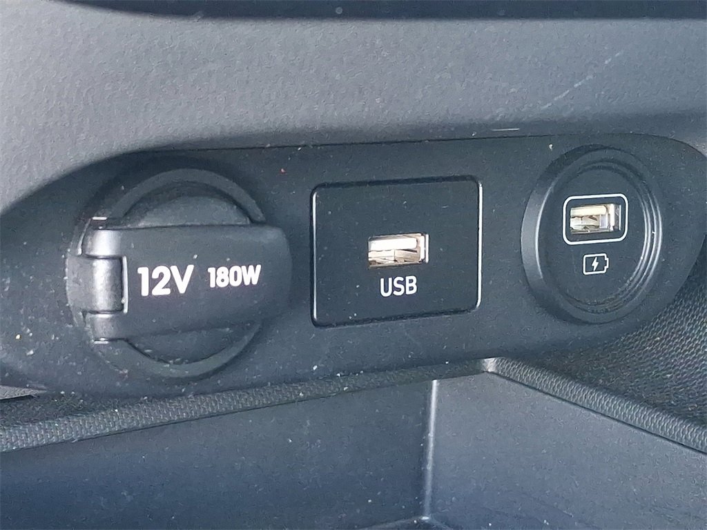 Used 2023 Hyundai Elantra SEL w/ Cargo Package image 25