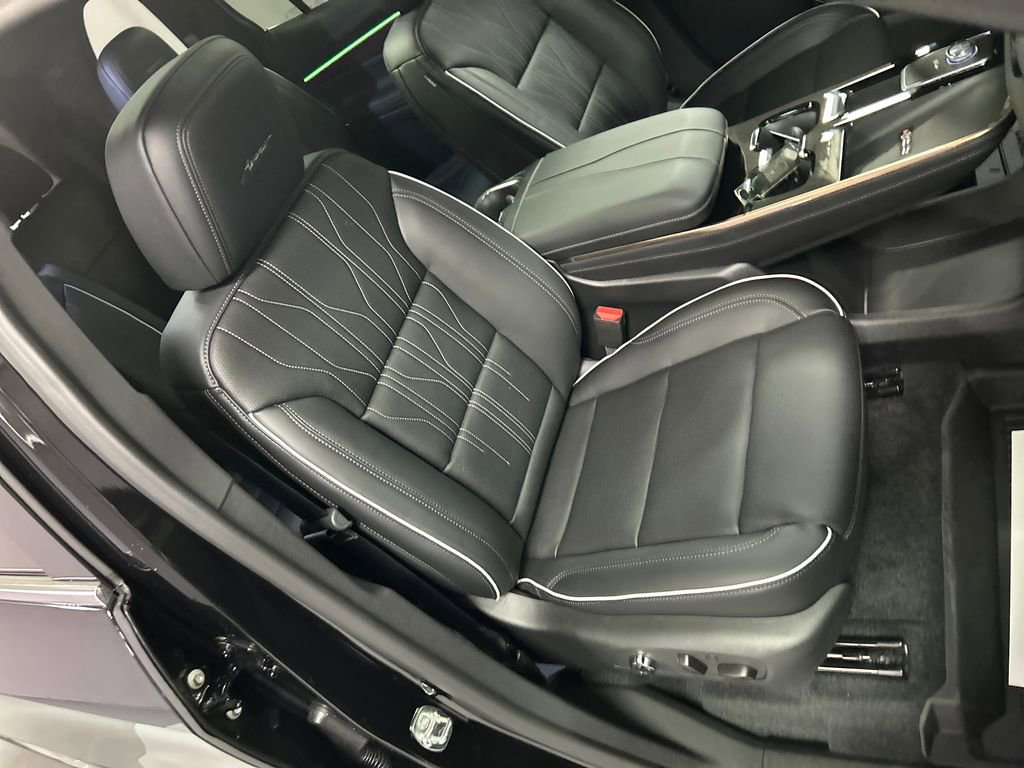 New 2026 Buick Enclave Avenir w/ Super Cruise Package image 25