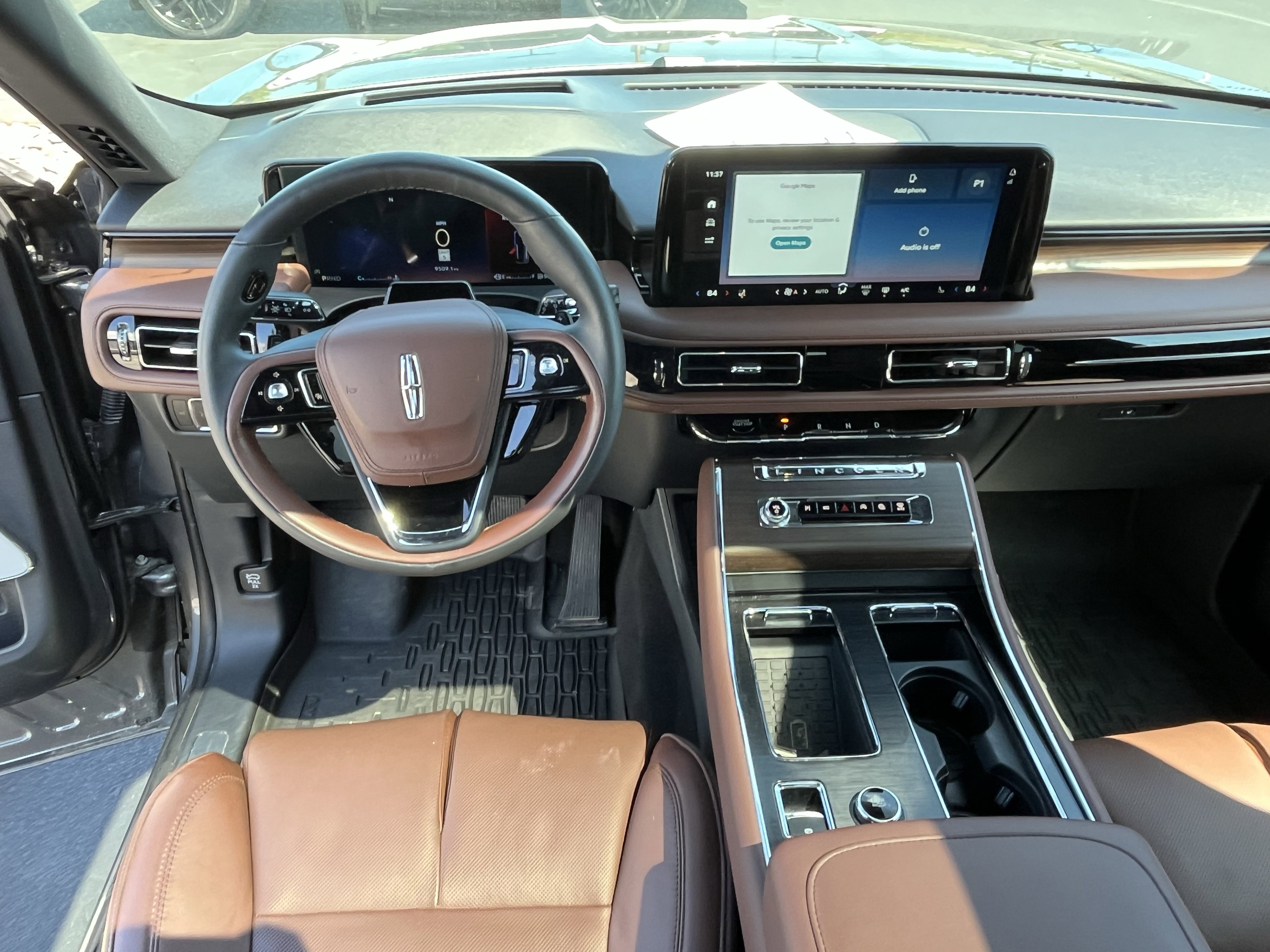 Used 2025 Lincoln Aviator Reserve w/ Equipment Group 201A AWD/4WD image 8