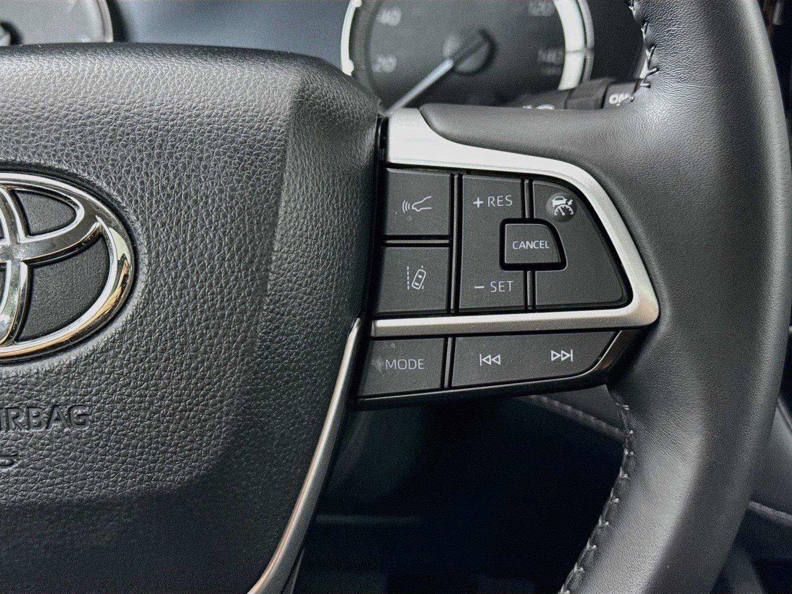 Certified 2026 Toyota Highlander XLE AWD/4WD image 20