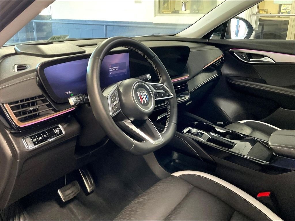 Used 2024 Buick Envision Sport Touring AWD/4WD image 8